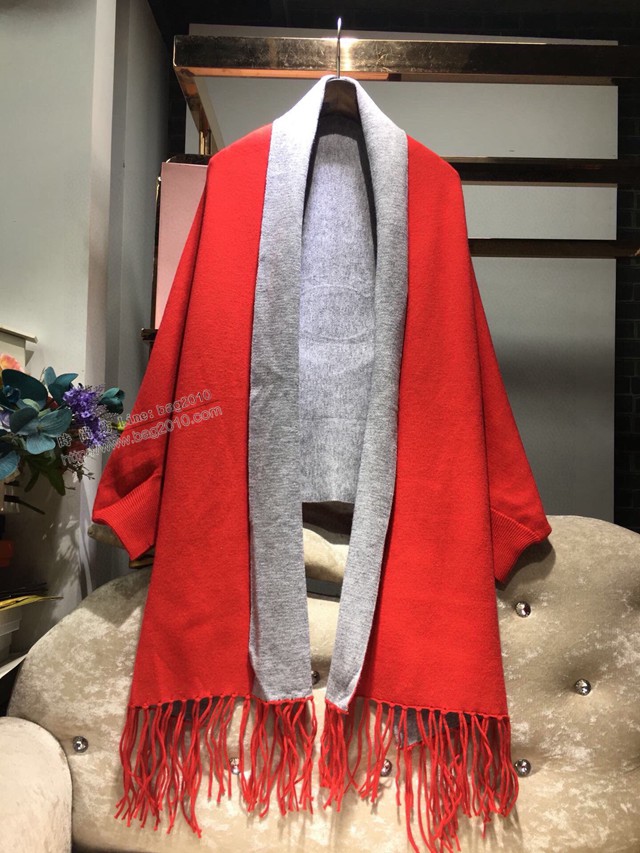 Burberry冬季新款均碼披肩 巴寶莉2021新款羊毛進口包芯紗圍巾披肩  mmj1446